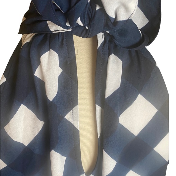 J Crew Criss Cross Tie Neck Tank Top - Picture 3 of 4